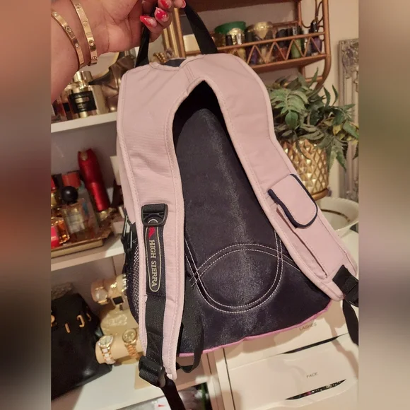 Purple backpack - Picture 5 of 9